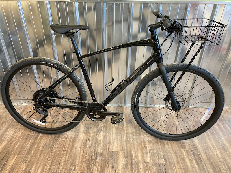 specialized sirrus gravel bike