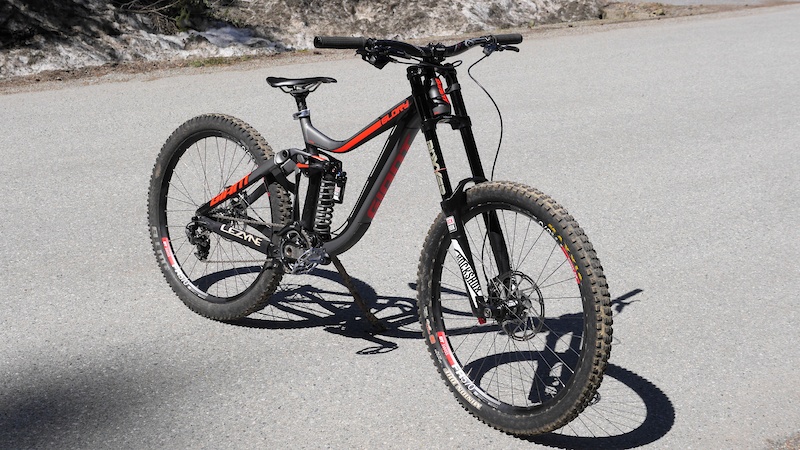 2017 GIANT GLORY Advanced 1 (Advanced 0 