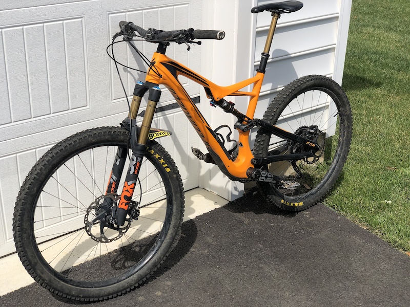 2016 Specialized Stumpjumper Carbon 650b Large For Sale