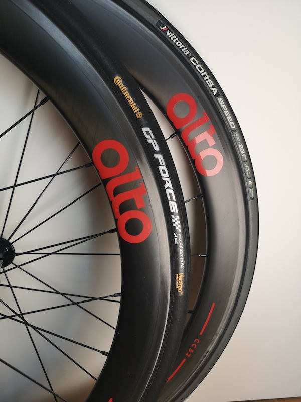 carbon clincher rim brake wheelset