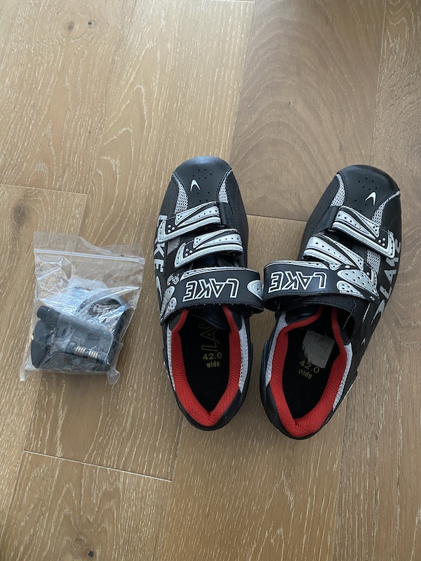 Lake shoes and clipless pedals For Sale