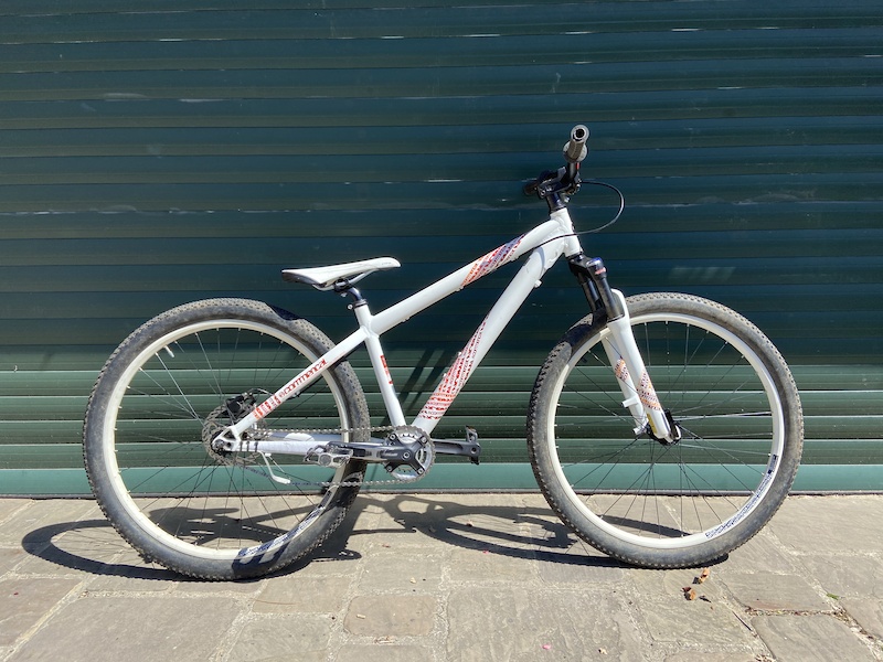 Commencal dirt jump bike For Sale