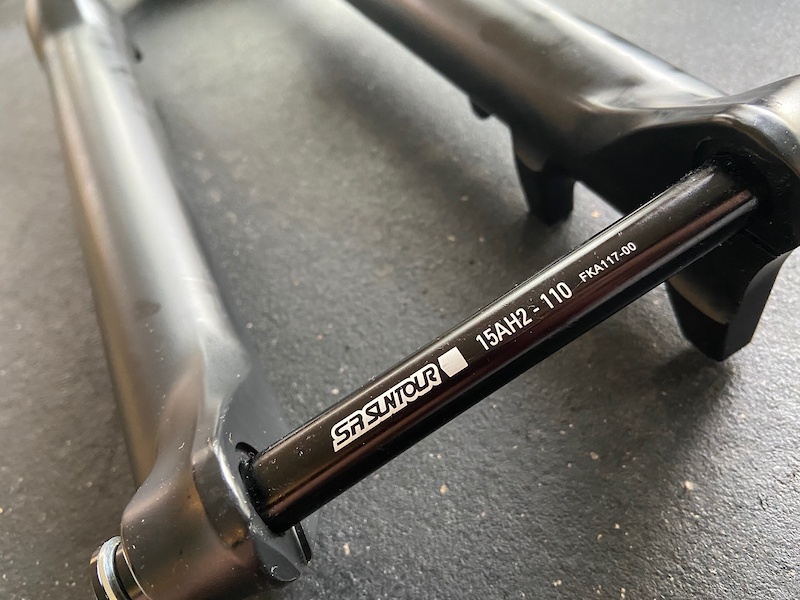 Details - SR SUNTOUR Cycling