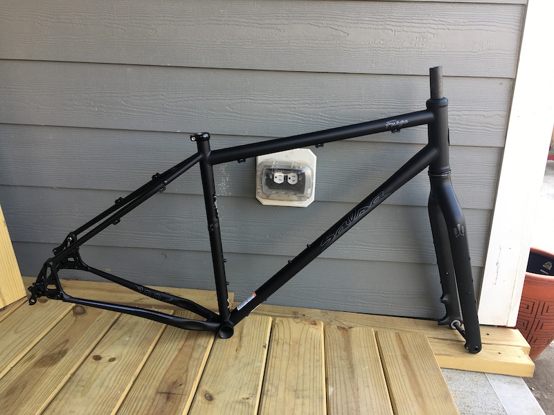salsa fargo steel frameset weight
