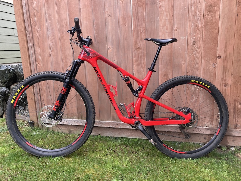 Rocky mountain element discount 950 rsl 2016