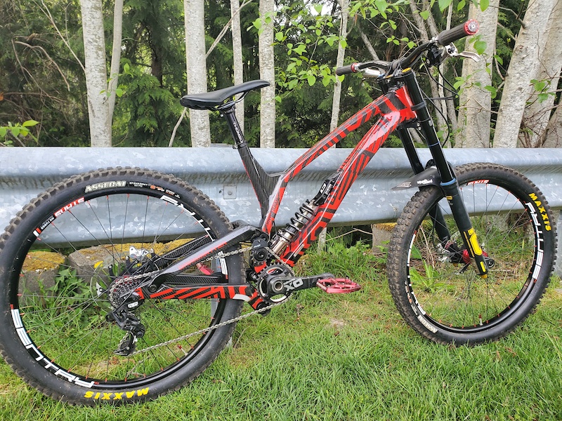 pinkbike for sale