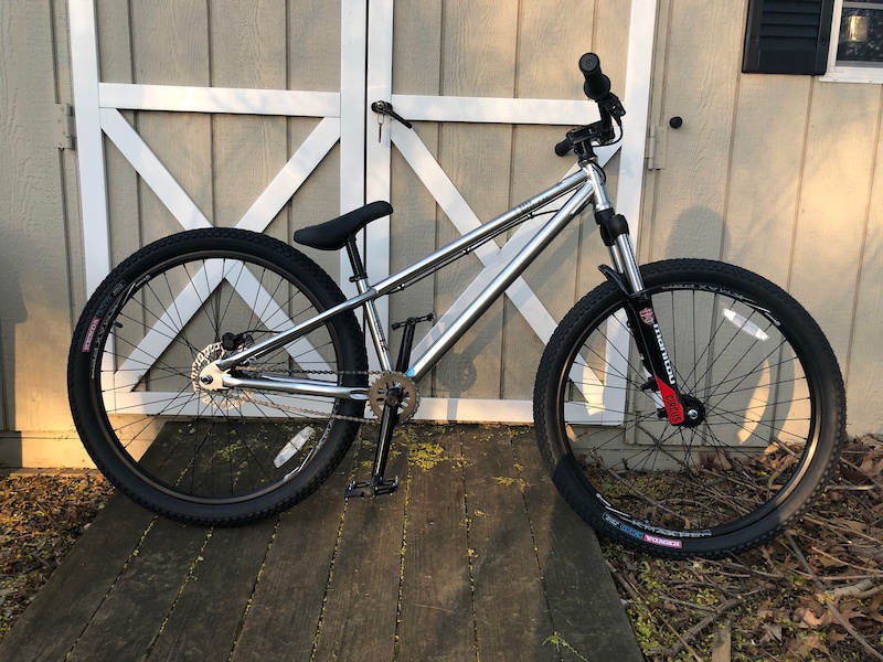 haro thread one dirt jumper