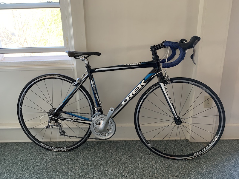 Trek 2.1 Alpha road bike 52cm For Sale