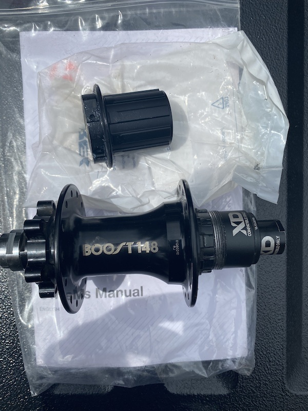 bontrager alloy hubs