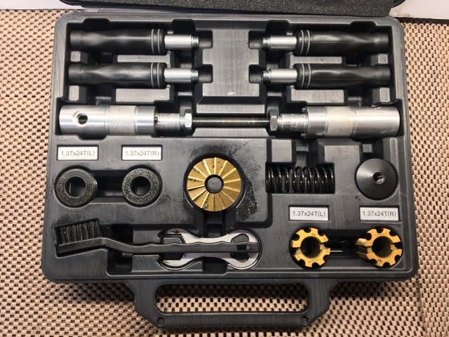 bottom bracket tapping tool