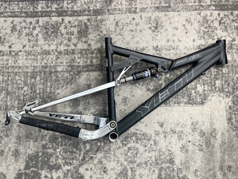 yeti 575 long 25r travel