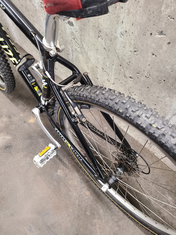 1998 Specialized Stumpjumper M2 Comp 15 