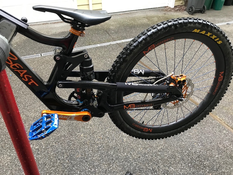 2019 *Price Reduced* MegaBeast 26\