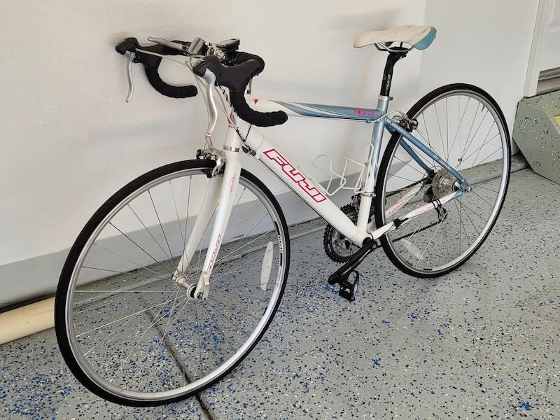2010 Fuji Finest 2.0 Ladies Small For Sale