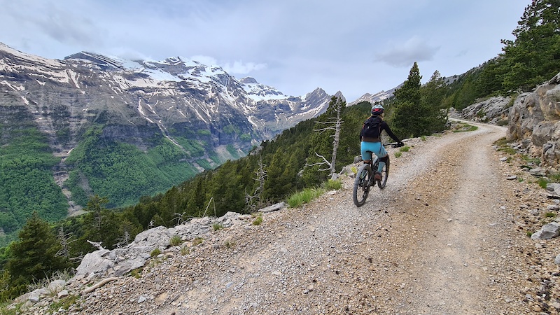 comodoto-espierba-la-estiva-multi-trail-bielsa