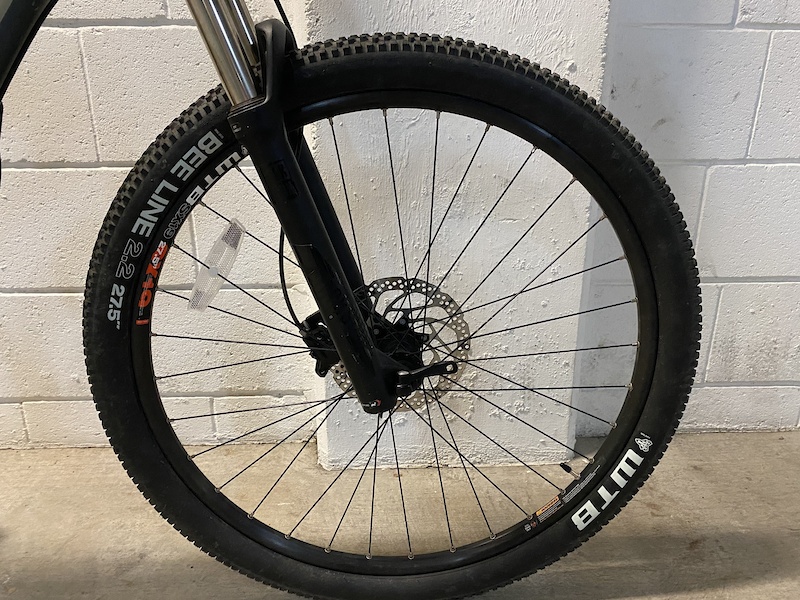 breezer squall 27.5