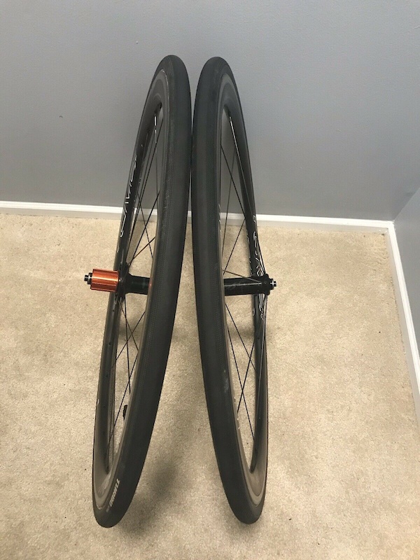 Specialized Roval Rapide CLX 40 11spd wheels w/ tires For Sale Specialized Roval Rapide CLX 40 11spd wheels w/ tires For Sale