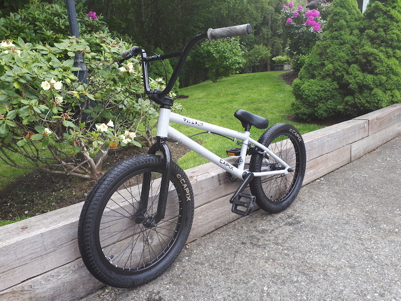 Capix cspable villain bmx