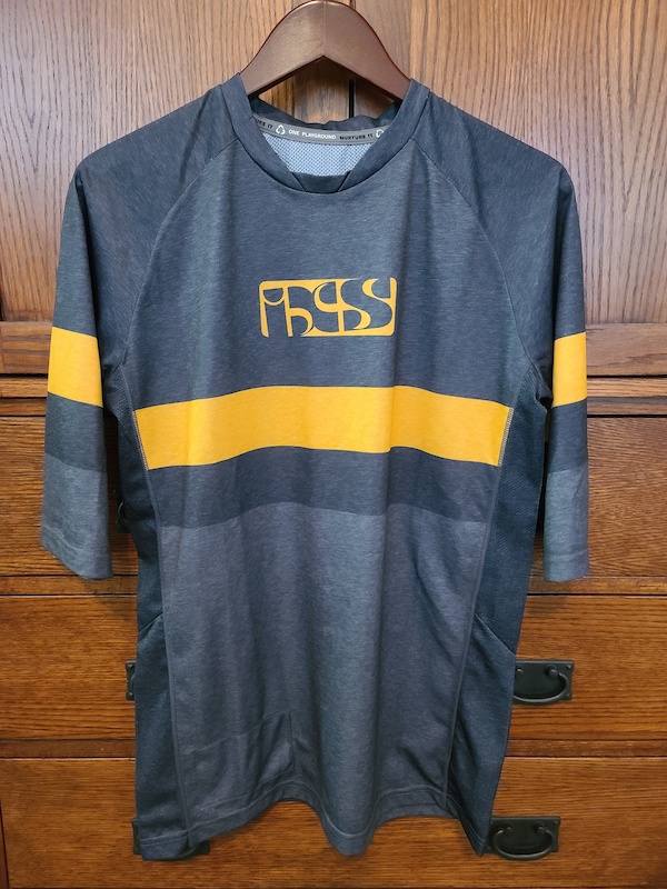iXS Vibe 7.1 Men's Jersey, Graphite/Yellow, Small For Sale