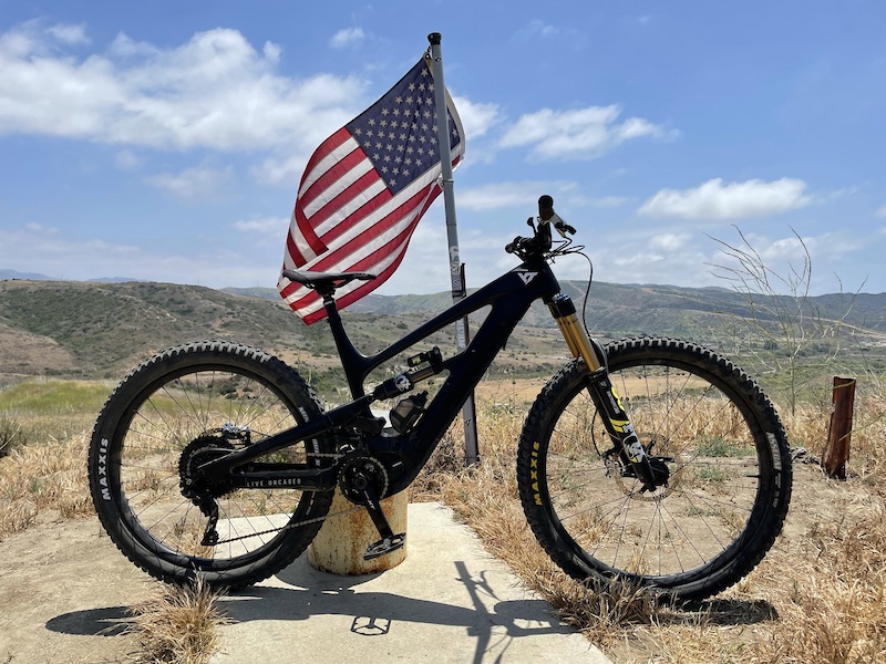 2019 YT DECOY CF BASE XL FULLY UPGRADED For Sale