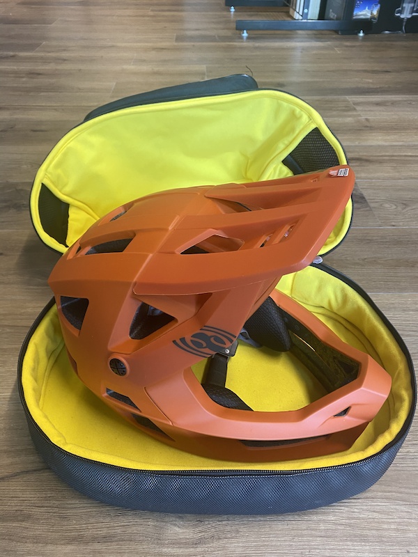 IXS Trigger FF MIPS Helmet S/M Orange For Sale