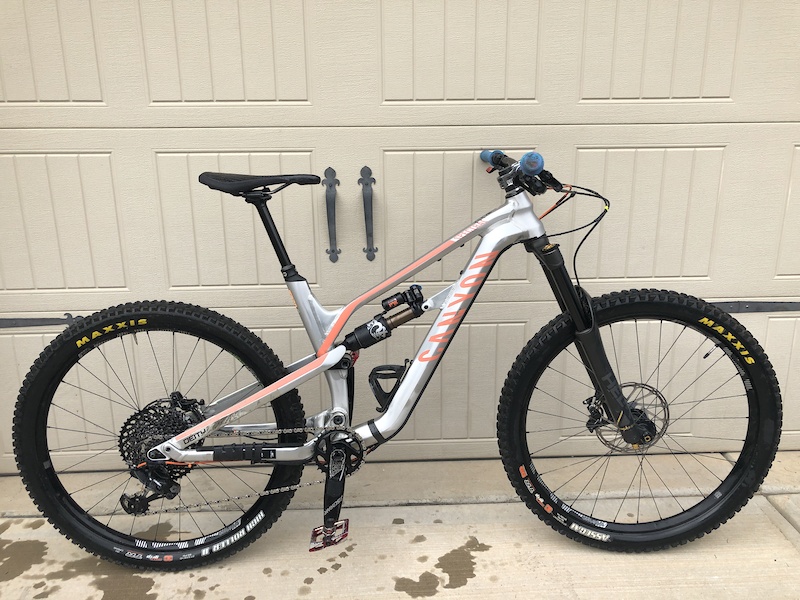 canyon spectral 5.0 2019