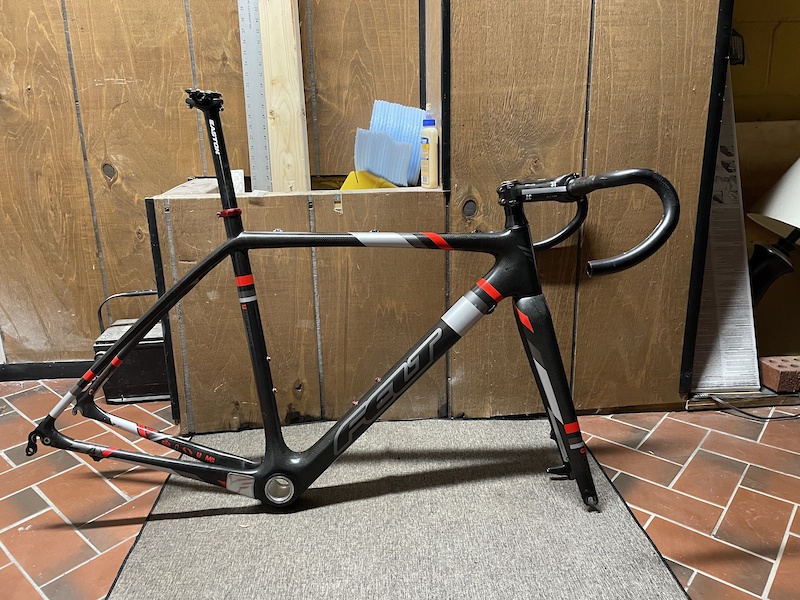 2015 53cm Felt F4X frame/fork/bars For Sale
