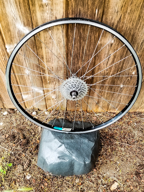 Ritchey Expert Vantage Suntour XC Pro Rear Wheel 26 For Sale