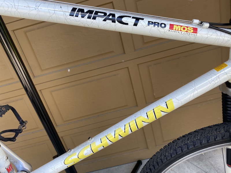 schwinn impact mountain bike price