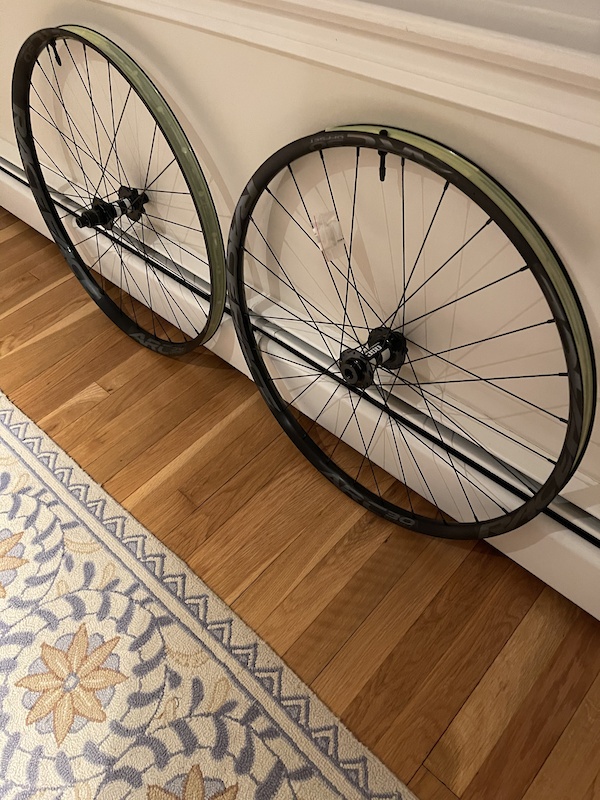 race face arc 27 wheelset