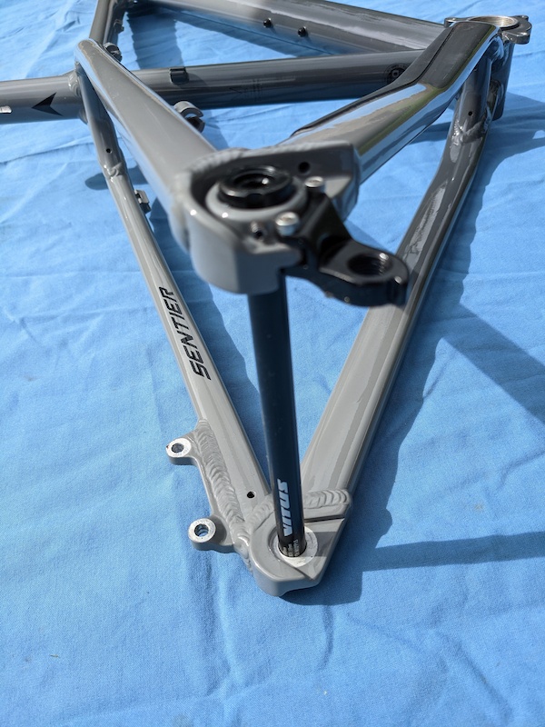 Vitus deals sentier frame