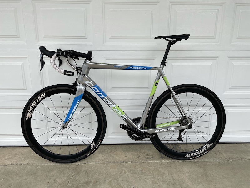 2020 Corratec Carbon Road Bike. Di2 Electric shifting For Sale