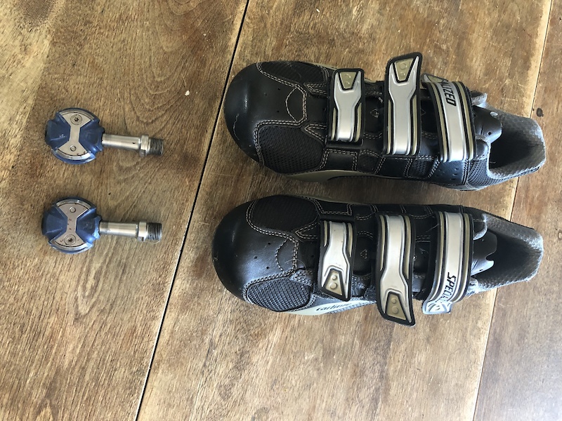 Specialized road shoes with Speedplay frog pedals For Sale