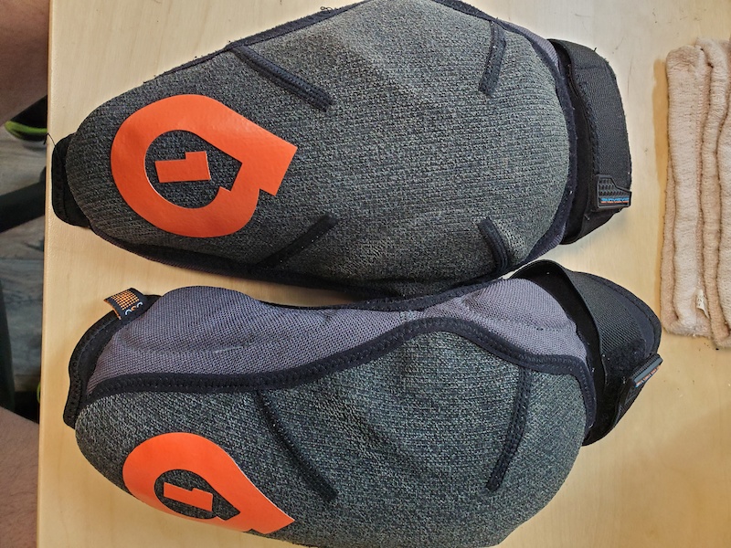 SixSixOne Elbow Pads M/L For Sale