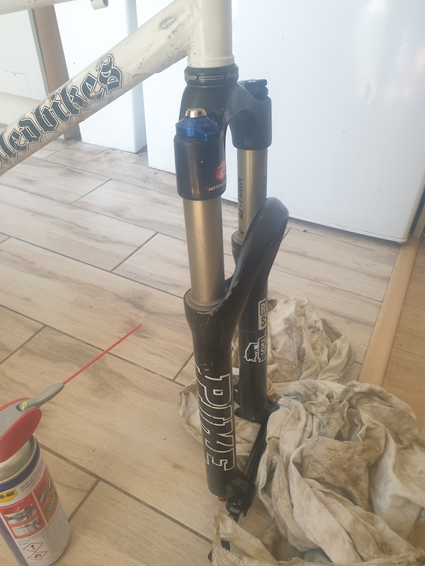 26 inch Rockshox pike u turn dj dirt jump forks For Sale