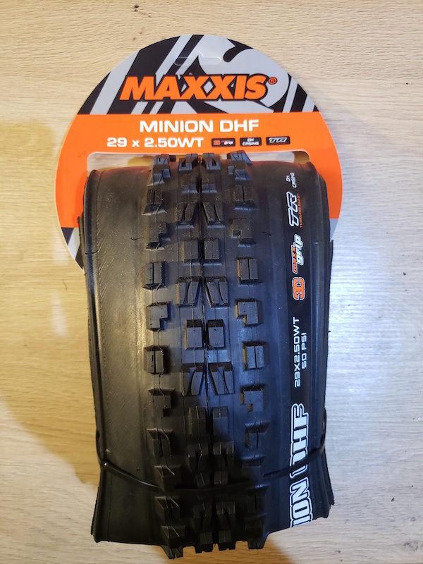 maxxis dhf 29 2.5