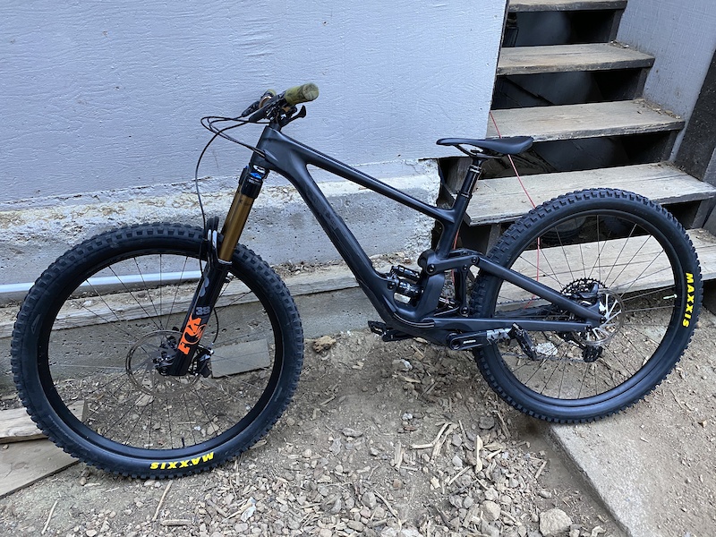 2021 specialized enduro