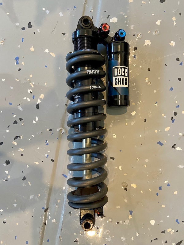 2019 RockShox Vivid R2C 10.5