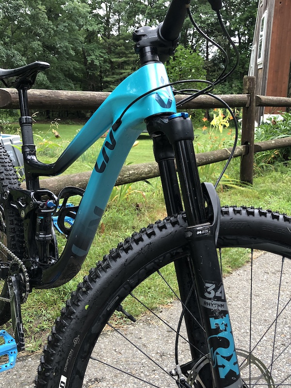 giant liv intrigue 2019