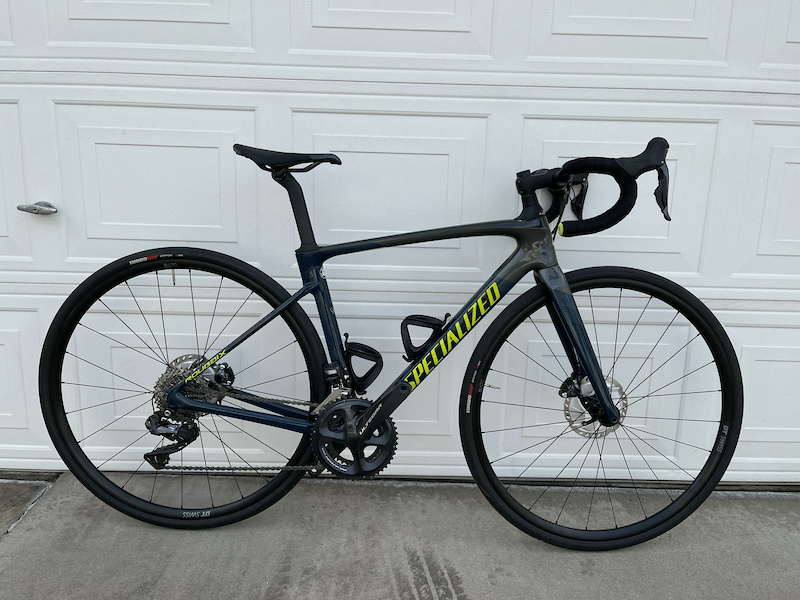 specialized roubaix max tire width