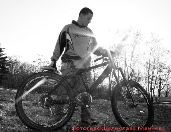 svetlyo with his new bike in south park i sofiq