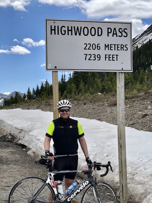 highwood pass cycling