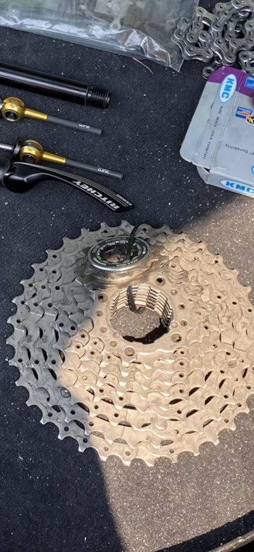 Cassette Shimano HG-50 8 Vitesses 13-26 Dents (N.O.S.) - Réf 381 / 23047