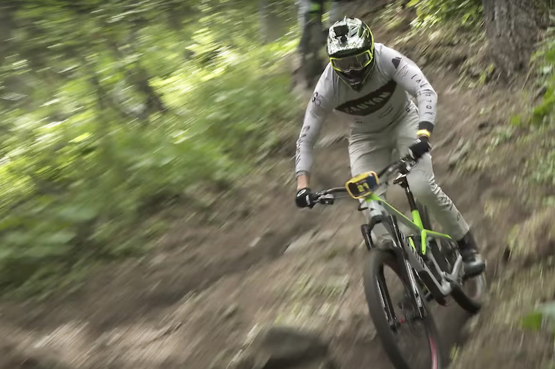 Video: Raw Trackside Footage From the EWS La Thuile Shakedown - Pinkbike