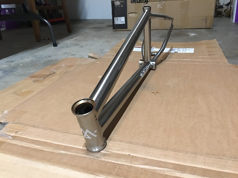 2015 Flybikes Montana Frame 21” For Sale