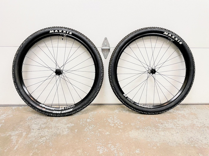 dt m1700 wheelset