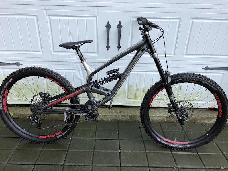 commencal furious essential