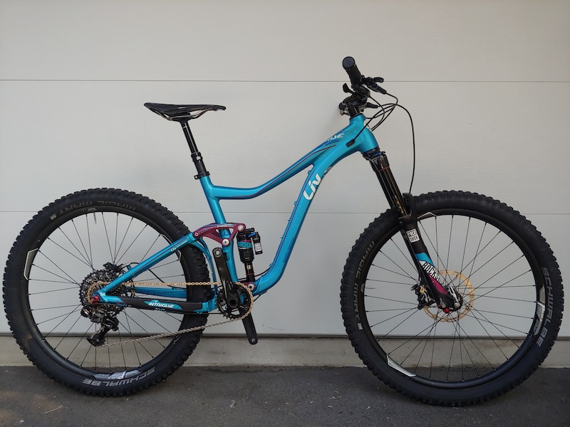 2016 liv intrigue sx