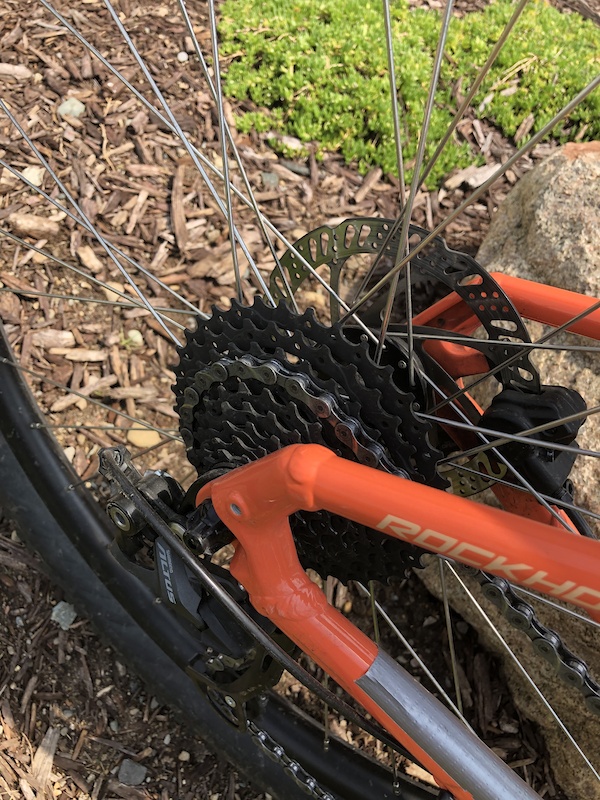 2021 (UPGRADES) M SPECIALIZED ROCKHOPPER SPORT For Sale