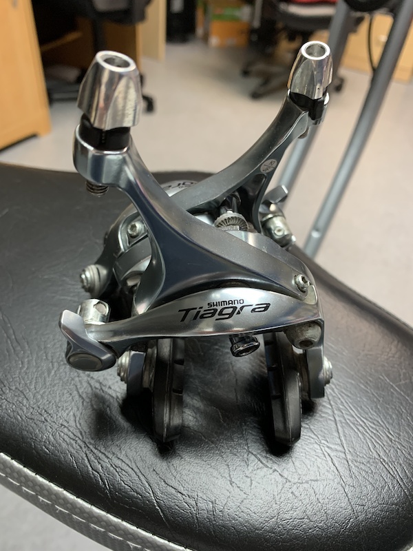 tiagra mechanical disc brake
